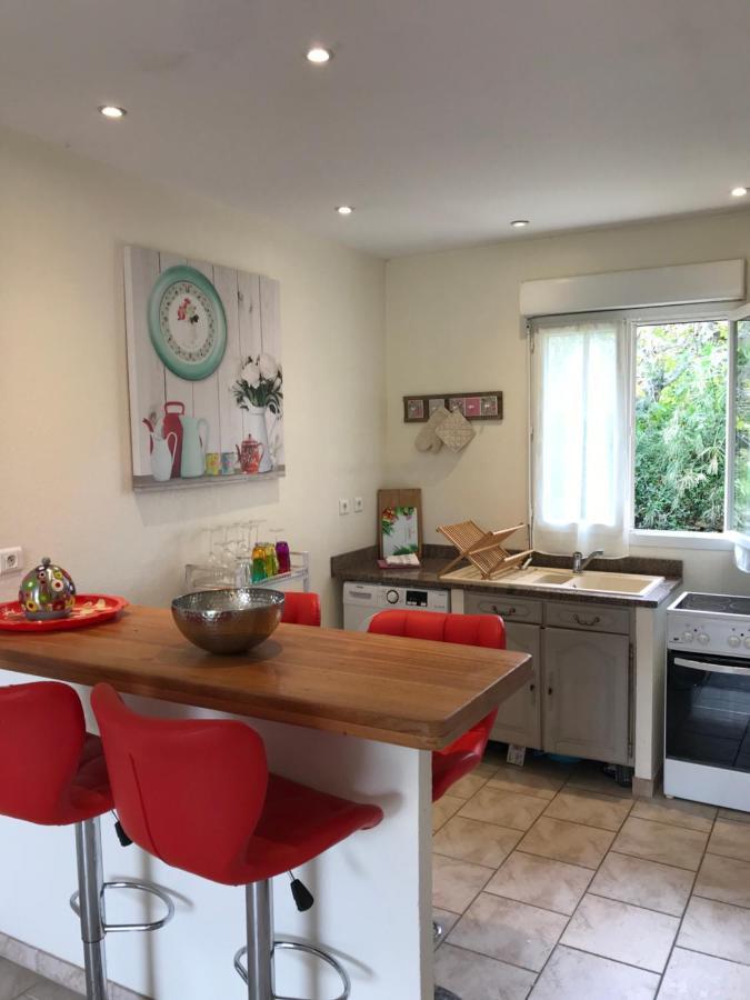 Climatisé 2 60m2 Dans Un Grand Jardin à 900 M Des Plages Hébergement de vacances *