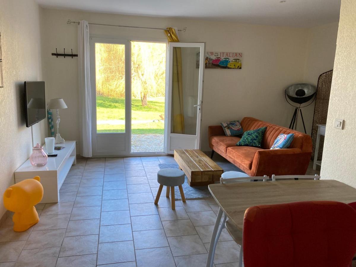Climatisé 2 60m2 Dans Un Grand Jardin à 900 M Des Plages Hébergement de vacances LʼÎle-Rousse