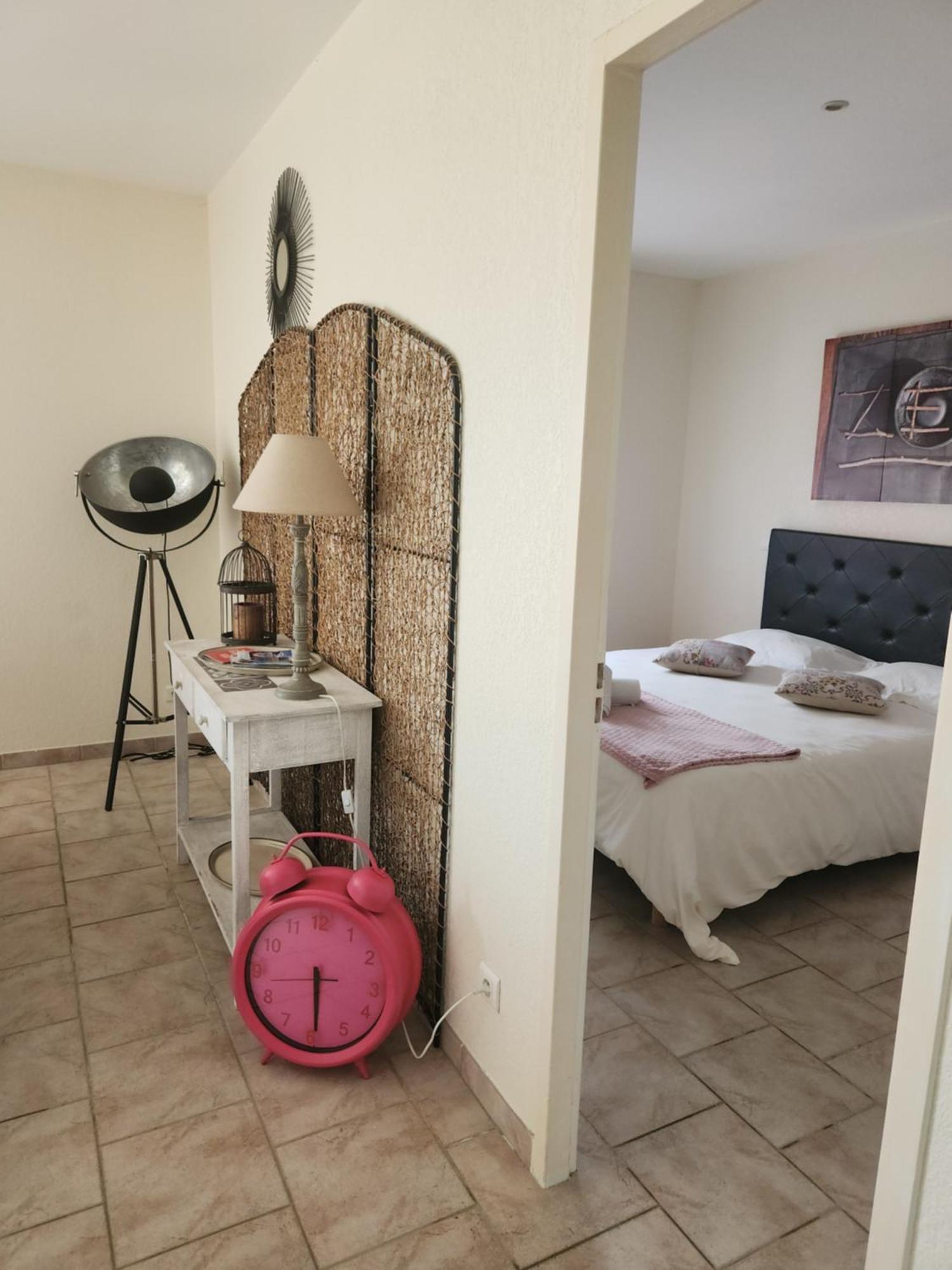 Hébergement de vacances Climatisé 2 60m2 Dans Un Grand Jardin à 900 M Des Plages *