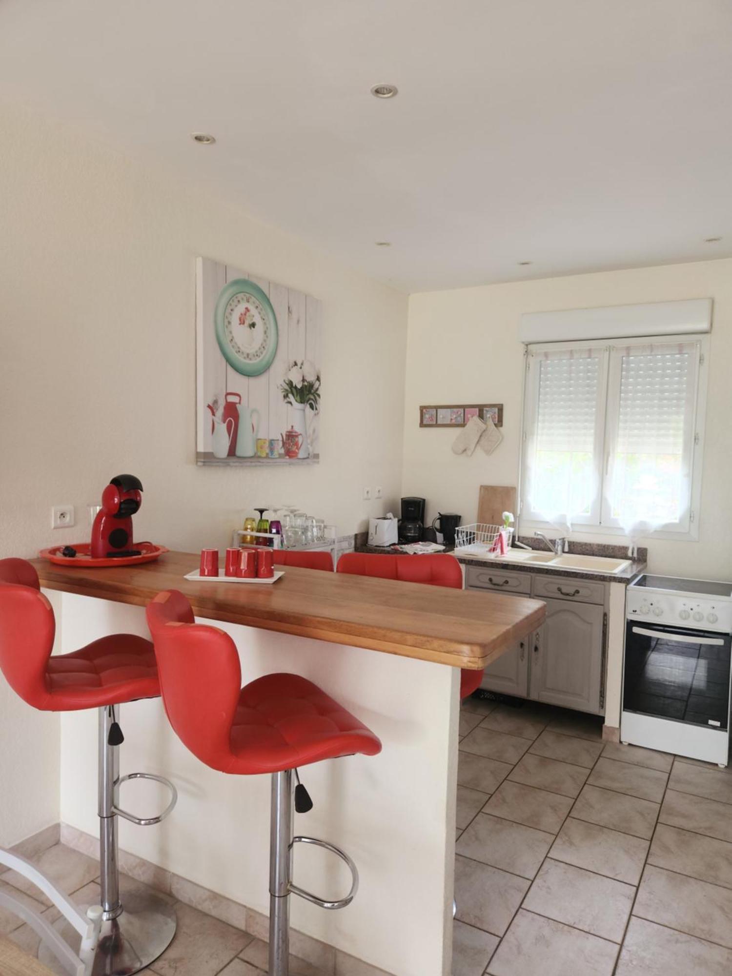Climatisé 2 60m2 Dans Un Grand Jardin à 900 M Des Plages LʼÎle-Rousse